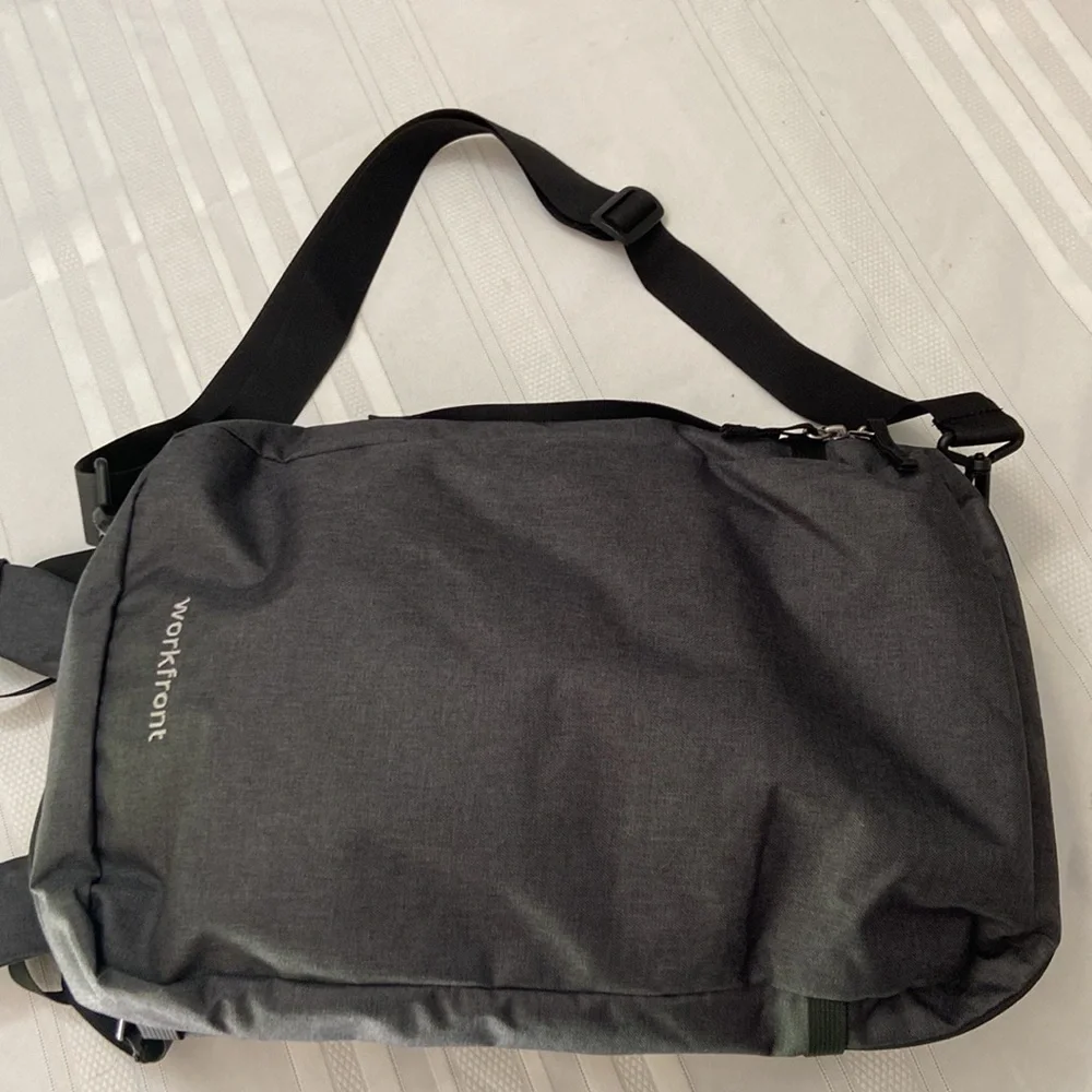 Workfront Pivot Dark Grey Backpack Or Shoulder Bag Very Versatile Like New!
